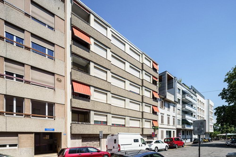 2 rooms Apartment to buy in Basel - image 1/12
