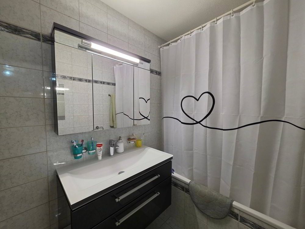 null rooms Apartment to buy in La Chaux-de-Fonds - image 1/9