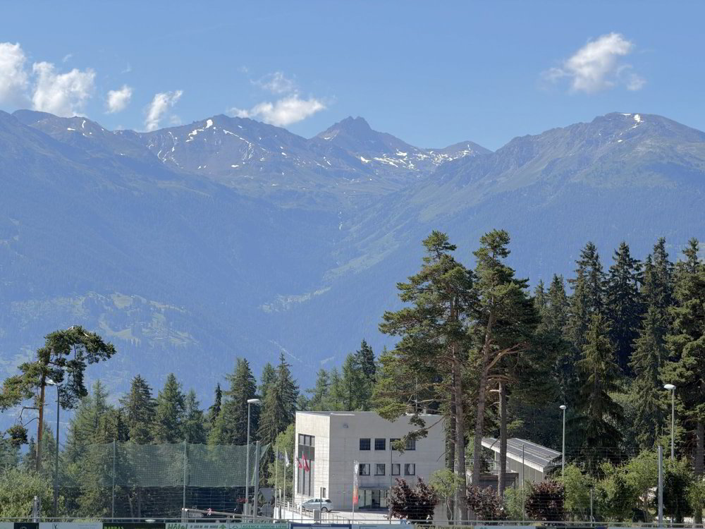 2.5 rooms Apartment to buy in Crans-Montana - image 1/11