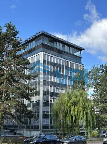 null rooms Office & Commercial for rent in Ginevra - image 1/4