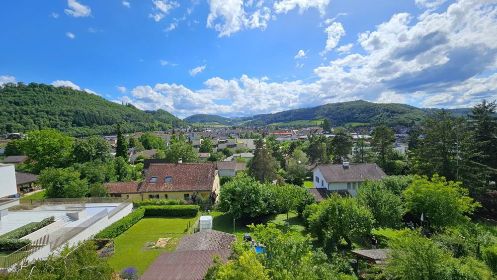 6 Zimmer Haus zum verkaufen in Sissach - Bild 1/16