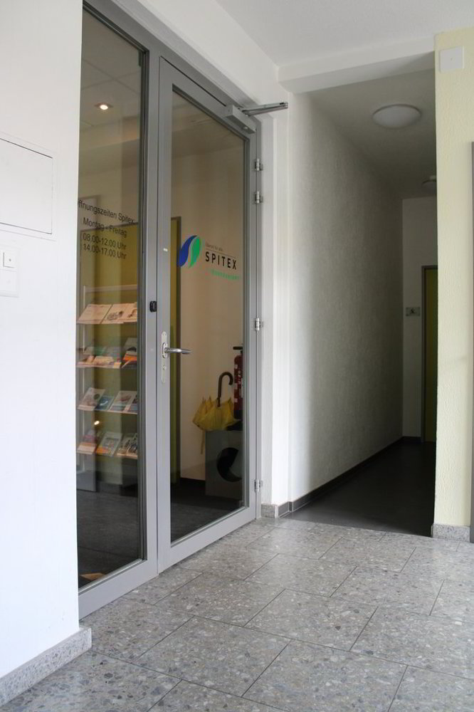 null rooms Office & Commercial for rent in Affoltern am Albis - image 1/10