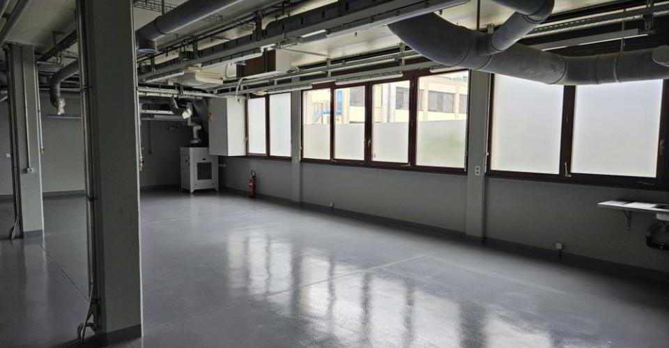 null rooms Office & Commercial for rent in Vernier - image 1/5