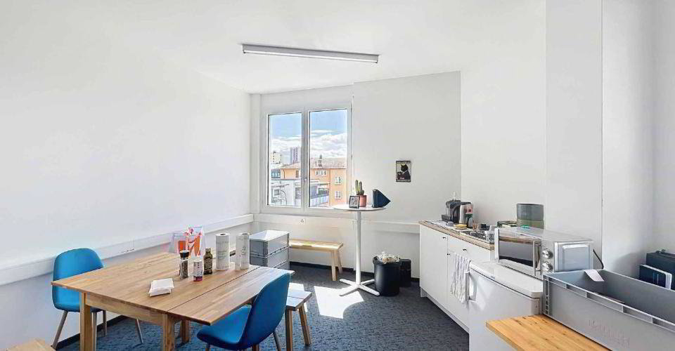 null rooms Office & Commercial for rent in Renens VD - image 1/6