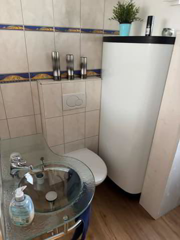 3 rooms House to buy in Cudrefin - image 1/13