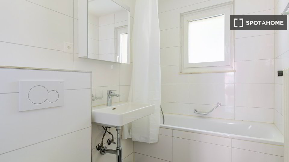 3 rooms Apartment for rent in Adliswil - image 1/13