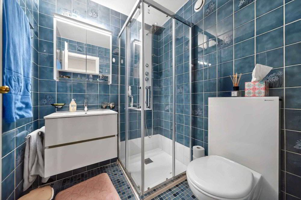 Appartement 6 pièces à acheter à La Tour-de-Peilz - image 1/13