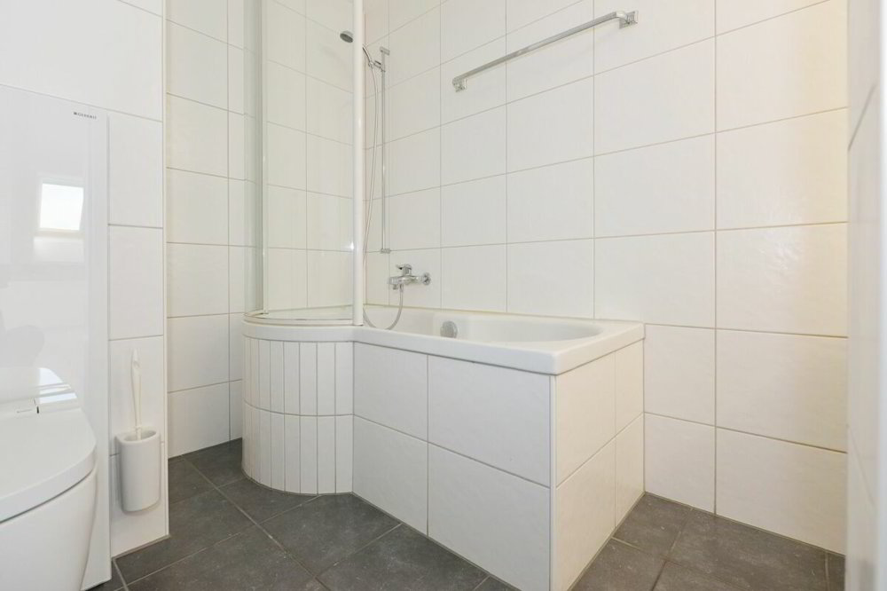Appartement 2 pièces à acheter à Kloten - image 1/13