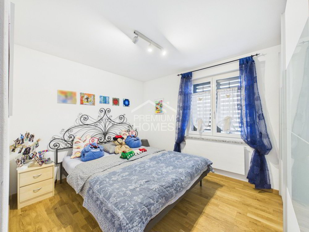 4 Zimmer Haus zum verkaufen in Wohlen AG - Bild 1/13