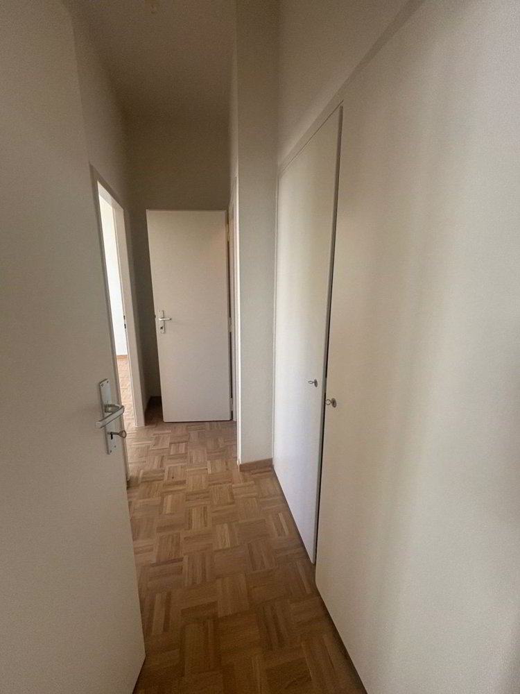 4 rooms Apartment for rent in Genf - image 1/7