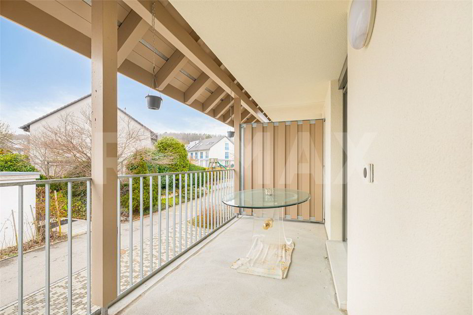 6 rooms House to buy in Schaffhausen - image 1/13