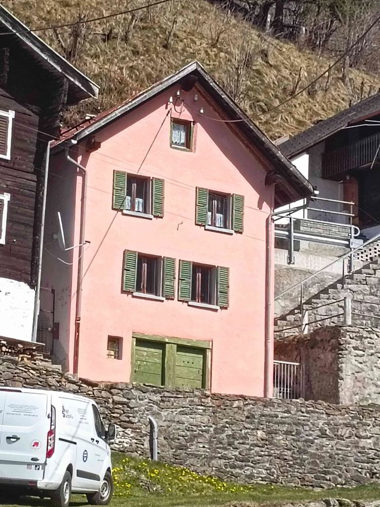 Maison 3.5 pièces à acheter à Quinto - image 1/2