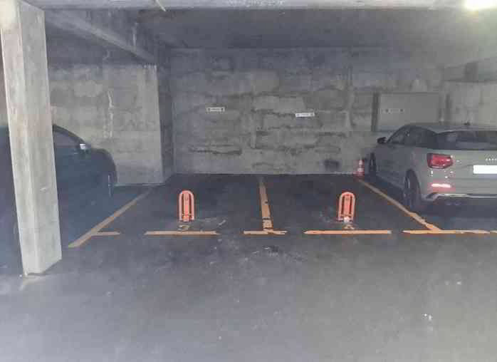 null Zimmer Parkplatz, Garage zu vermieten in Lutry - Bild 1/3