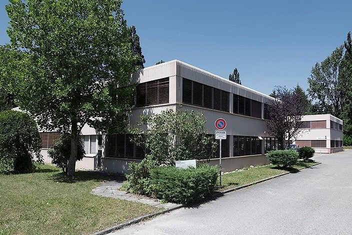 null rooms Office & Commercial for rent in Ecublens VD - image 1/8