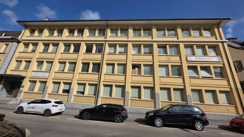 null rooms Office & Commercial for rent in Le Locle - image 1/1