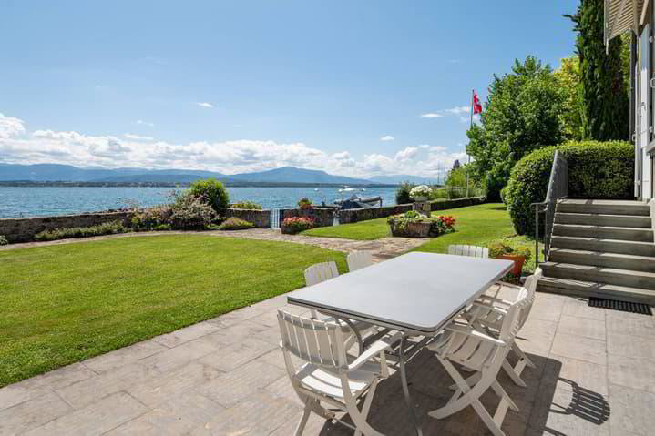 Maison 10 pièces à acheter à Nyon - image 1/6