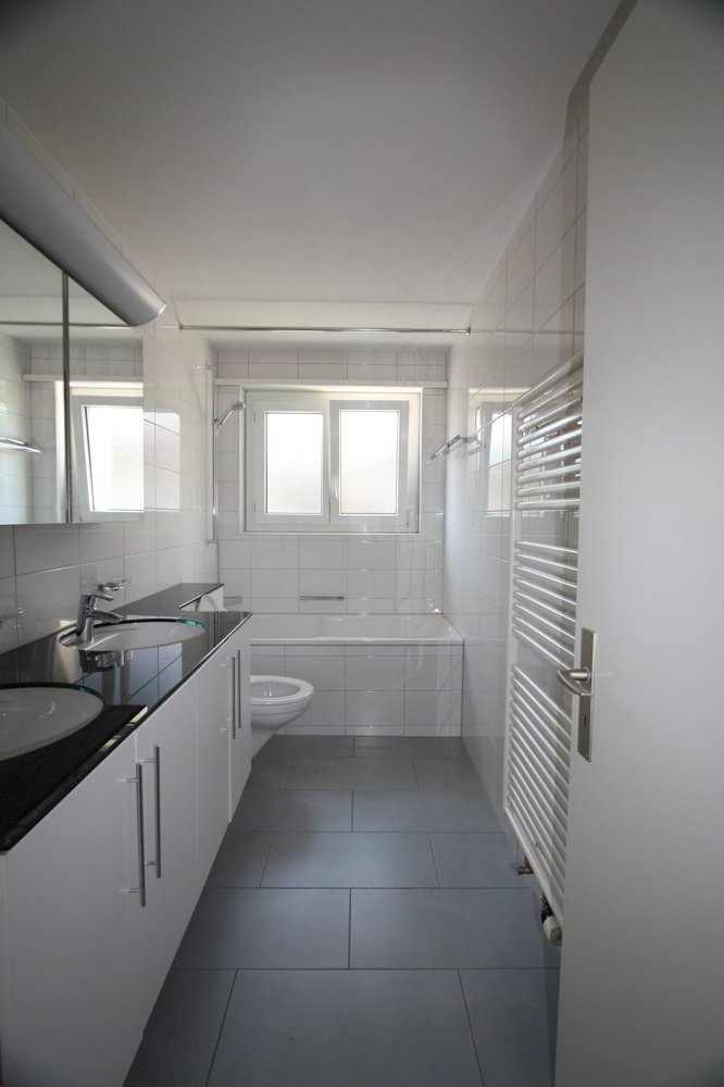 4 rooms Apartment for rent in Buchrain - image 1/5