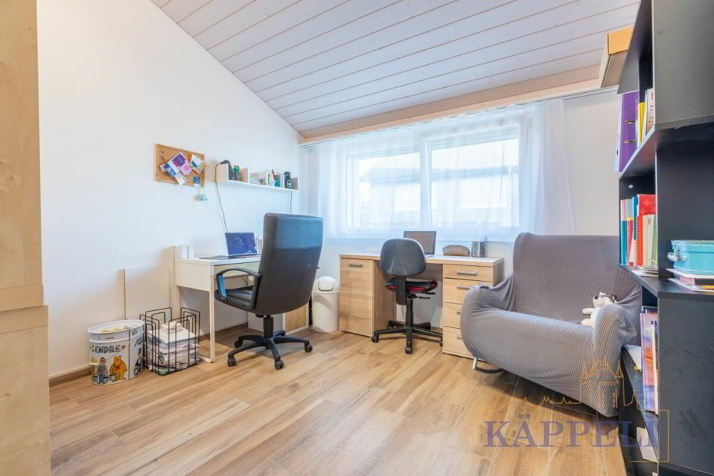 6 Zimmer Haus zum verkaufen in Uebeschi - Bild 1/13