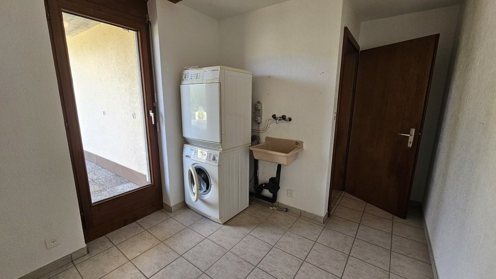 Appartamento di 7 locali in vendita a Bassecourt - immagine 1/13