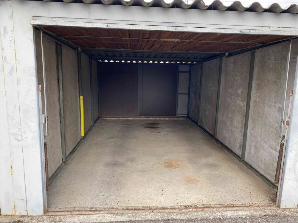 null rooms Car park, garage for rent in Reinach AG - image 1/2