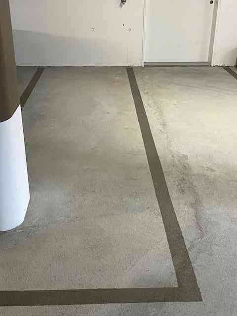 null Zimmer Parkplatz, Garage zu vermieten in Seewen SZ - Bild 1/1