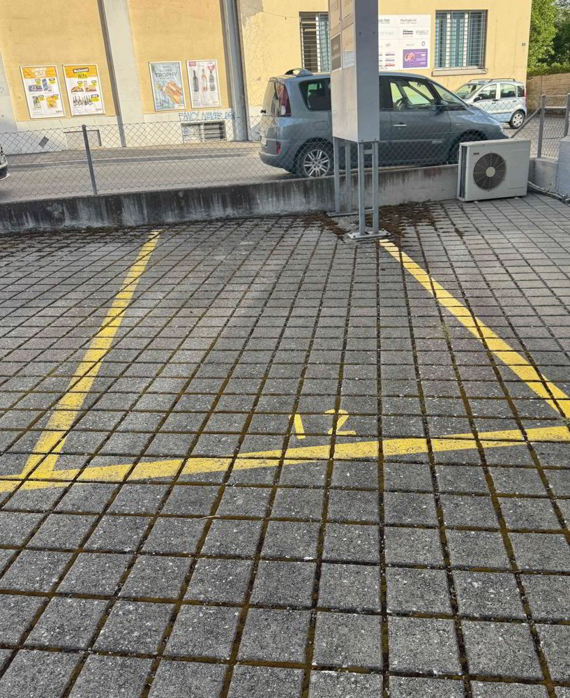 null rooms Car park, garage for rent in Lenzburg - image 1/3