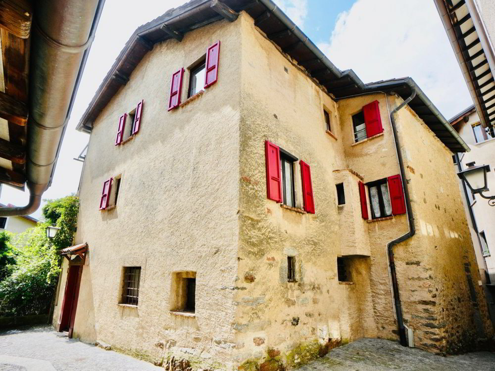 9 Zimmer Haus zum verkaufen in Comano - Bild 1/17