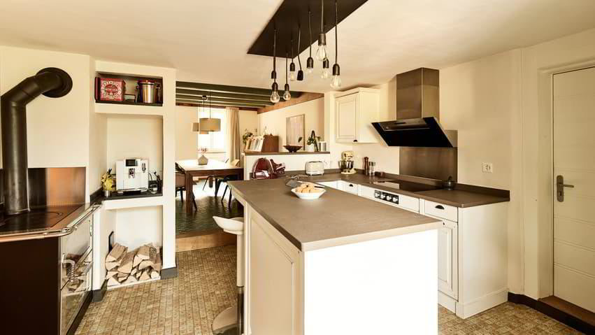 Maison 7.5 pièces à acheter à Romont FR - image 1/13