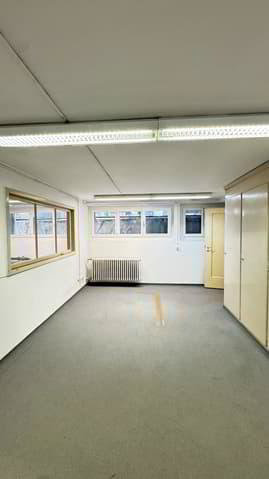 Bureau & Commerce null pièces à louer à Bienne - image 1/12