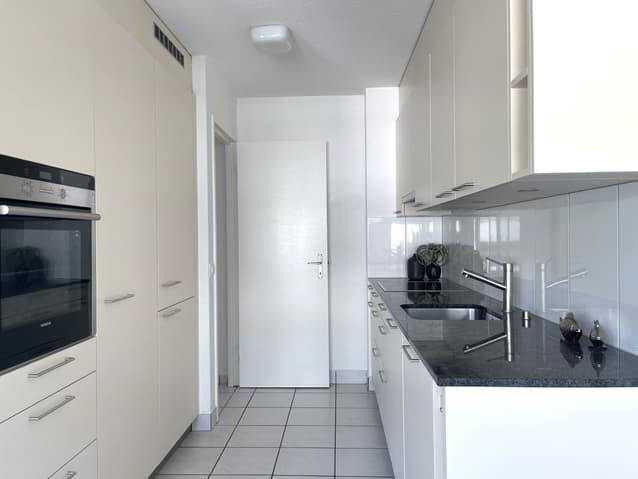 4.5 Zimmer Wohnung zum verkaufen in Ipsach - Bild 1/13