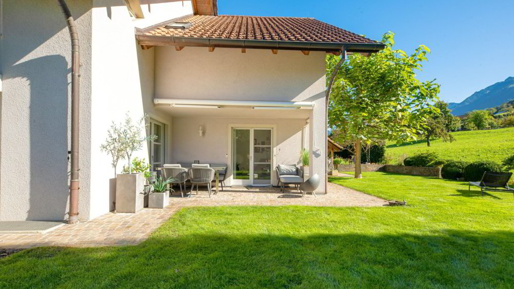 10.5 Zimmer Haus zum verkaufen in Sachseln - Bild 1/12