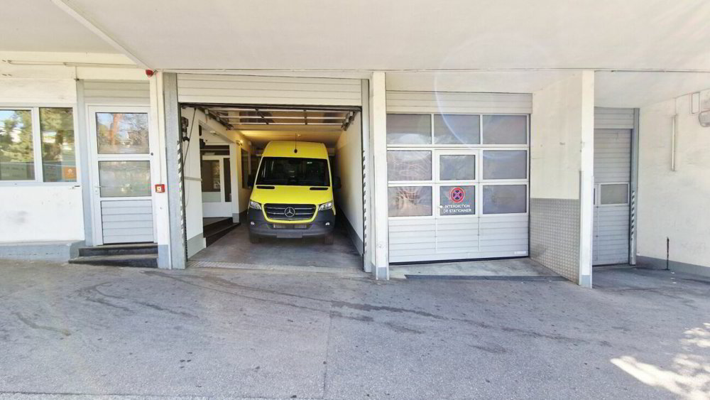 Espace commercial avec accès voiture de plain-pied au Flon !