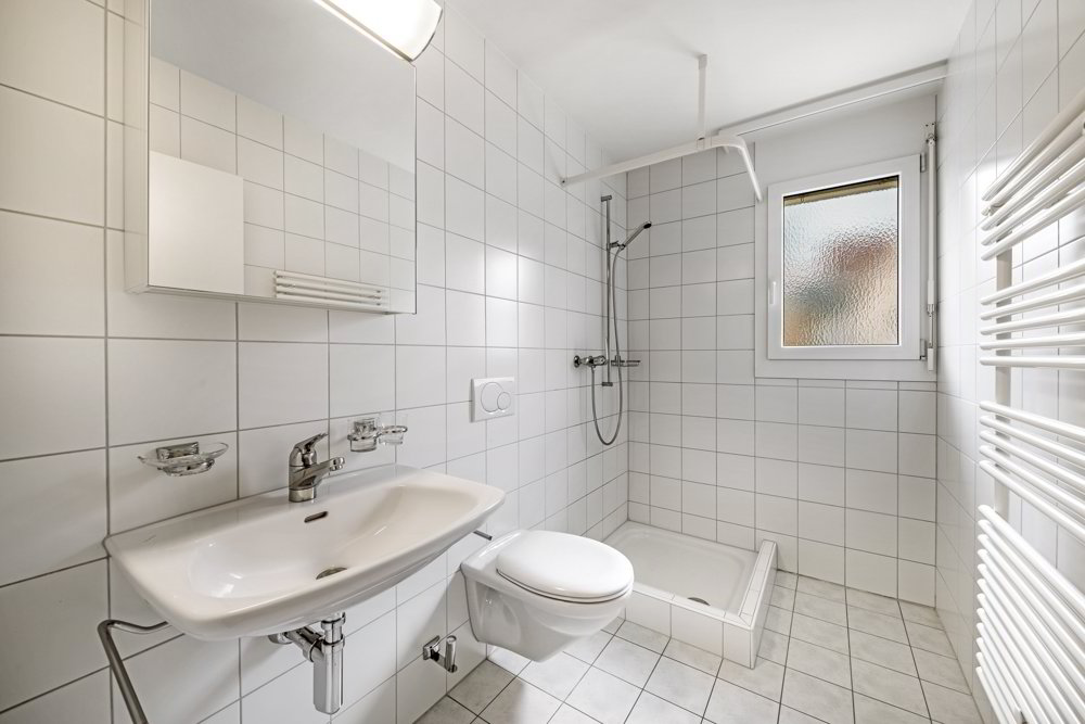 3 rooms Apartment for rent in Bonstetten - image 1/6