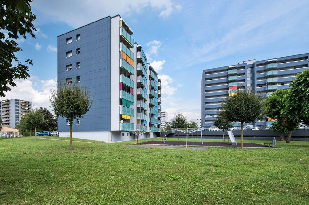 null rooms Car park, garage for rent in Yverdon-les-Bains - image 1/2