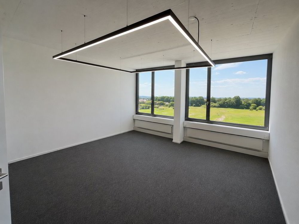 null rooms Office & Commercial for rent in Schwerzenbach - image 1/2