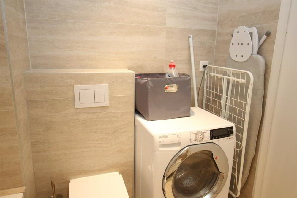 3 rooms Apartment for rent in Ginevra - image 1/7