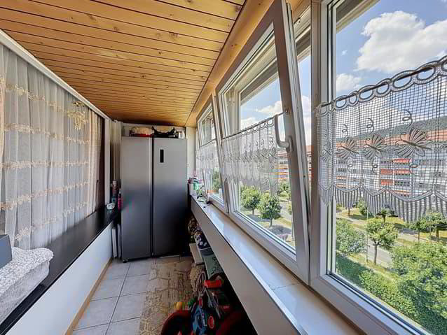4.5 rooms Apartment to buy in La Chaux-de-Fonds - image 1/12