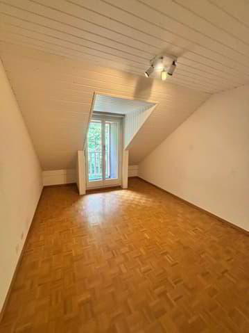4.5 Zimmer Wohnung zum verkaufen in Gland - Bild 1/11