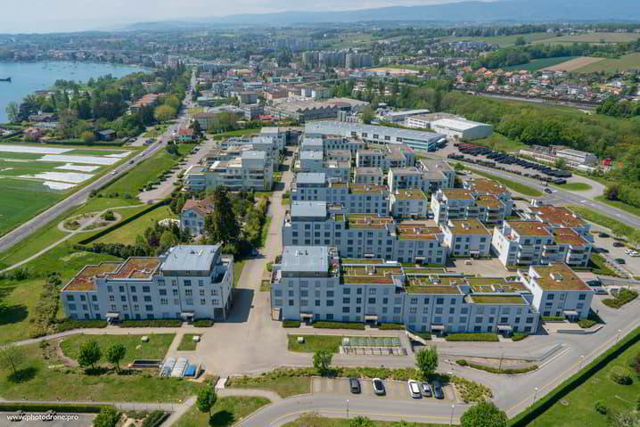 null rooms Car park, garage for rent in Préverenges - image 1/1