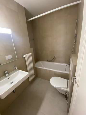 4.5 rooms Apartment for rent in Lausanne - image 1/7