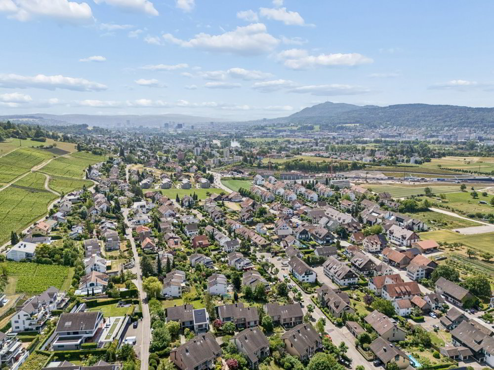 Casa di 7.5 locali in vendita a Weiningen ZH - immagine 1/13