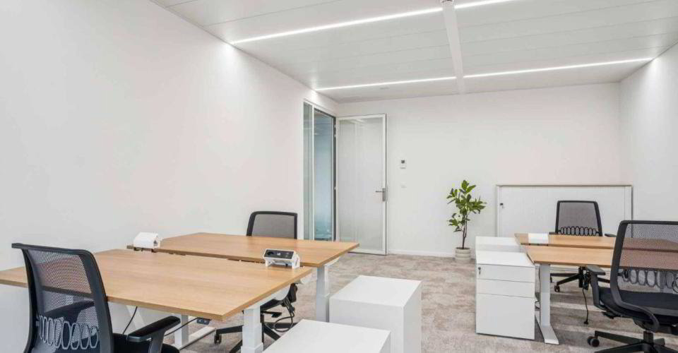 null rooms Office & Commercial for rent in Petit-Lancy - image 1/6