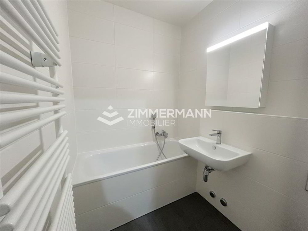 4 rooms Apartment for rent in Genève - image 1/7