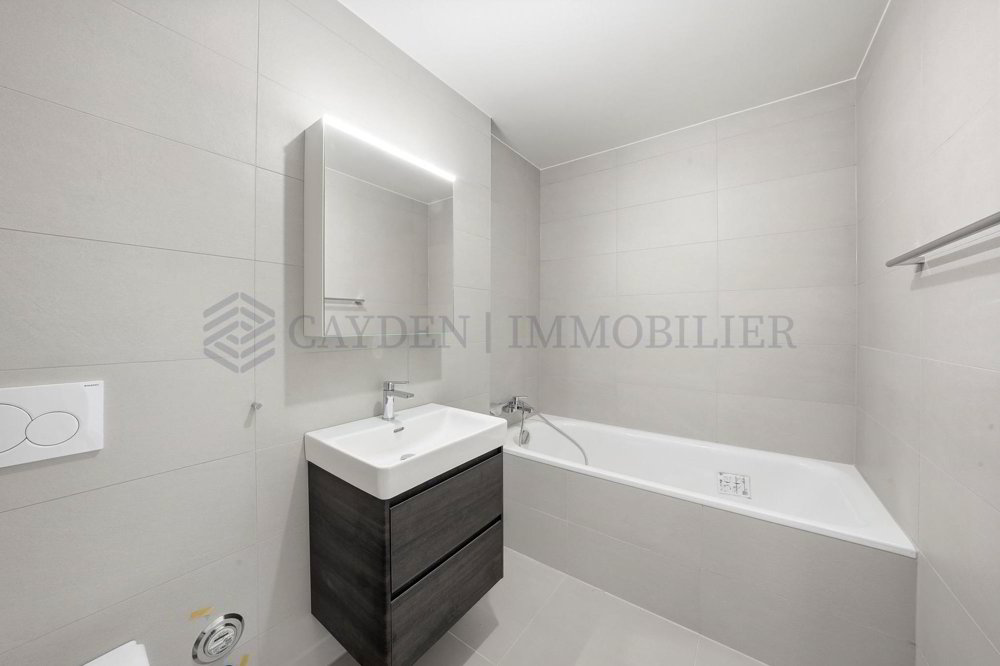 Appartamento di 5 locali in vendita a Satigny - immagine 1/11