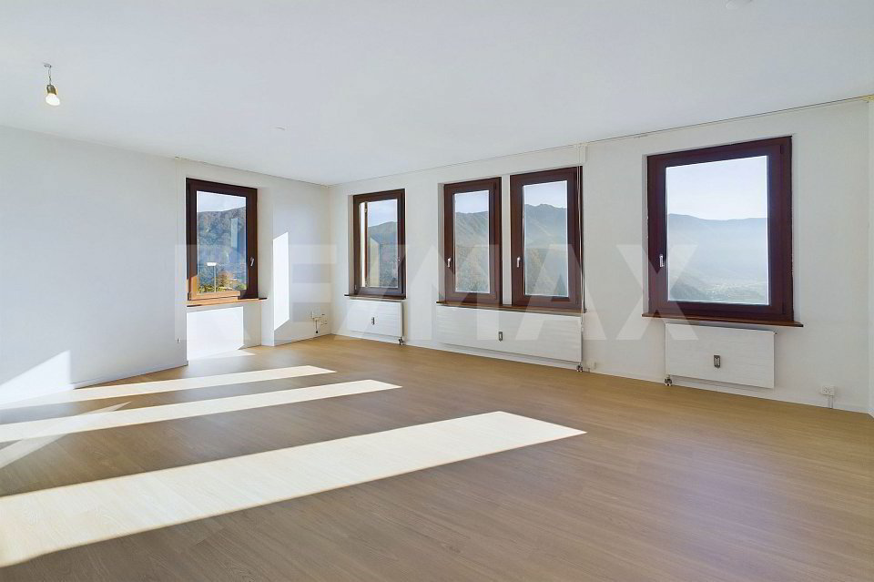 Appartamento di 7 locali in vendita a Carona - immagine 1/13