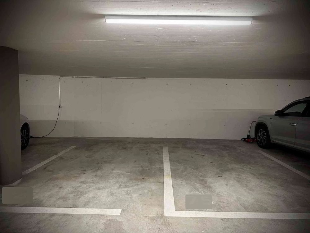 null Zimmer Parkplatz, Garage zu vermieten in Schötz - Bild 1/1