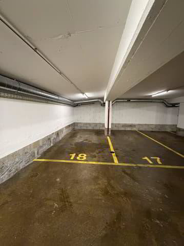 null Zimmer Parkplatz, Garage zu vermieten in Geneva - Bild 1/5