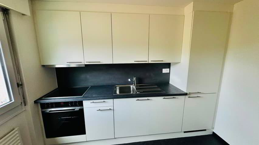 3 rooms Apartment for rent in Bévilard - image 1/11