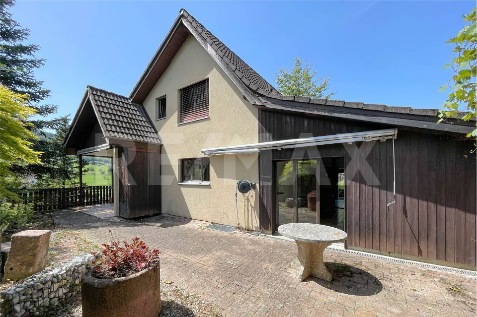 Maison 6.5 pièces à acheter à Zeiningen - image 1/13