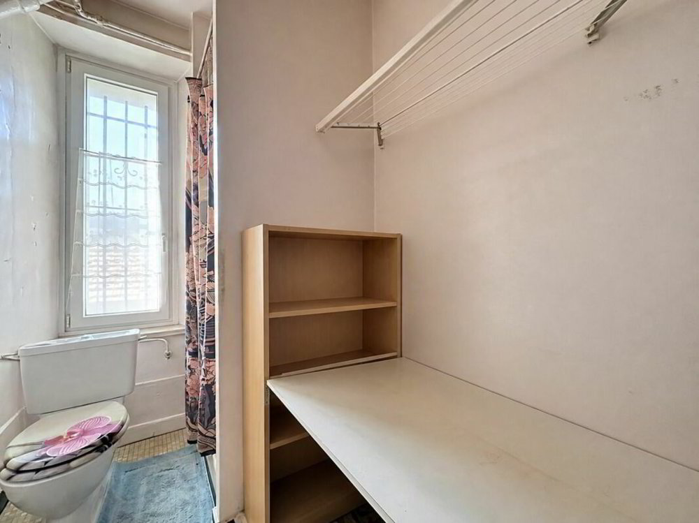 4 rooms Office & Commercial for rent in Le Sentier - image 1/12